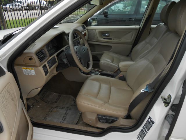 Volvo S70 2000 photo 1