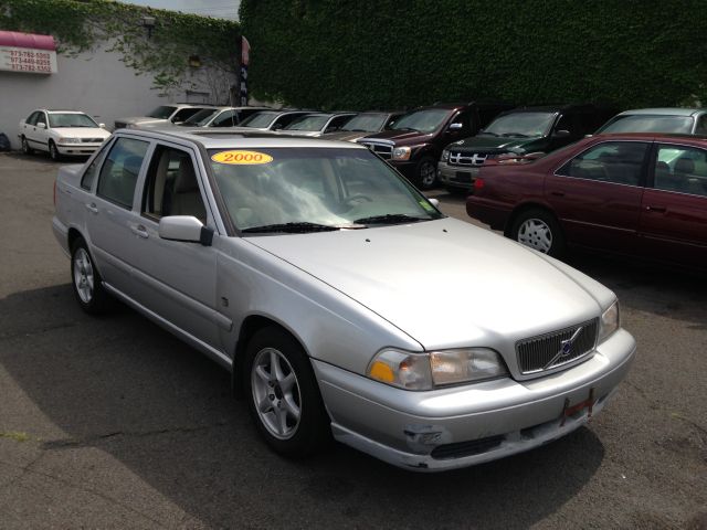 Volvo S70 2000 photo 2