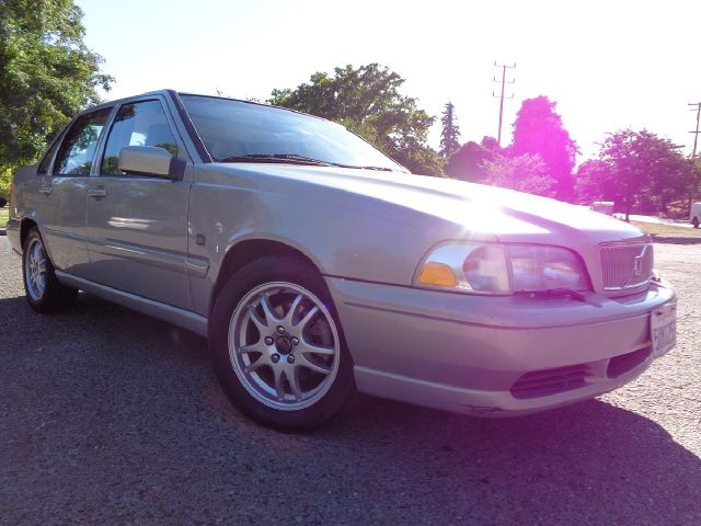 Volvo S70 2000 photo 1