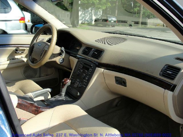 Volvo S80 2000 photo 1