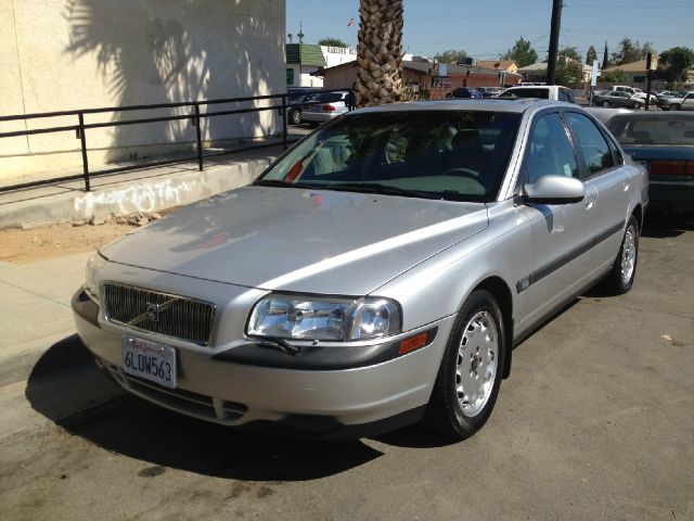 Volvo S80 2000 photo 2