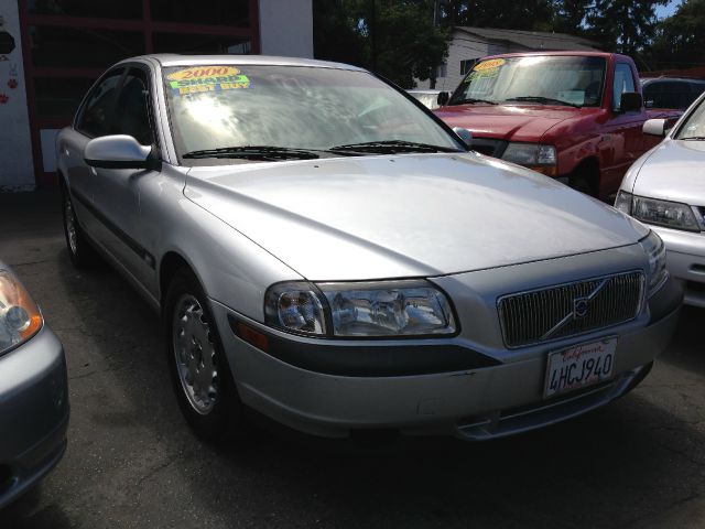 Volvo S80 2000 photo 2