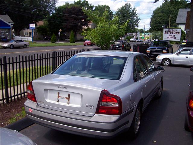 Volvo S80 2001 photo 1