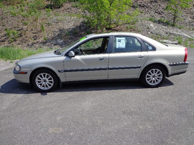 Volvo S80 4X4 - ONE Owner Sedan