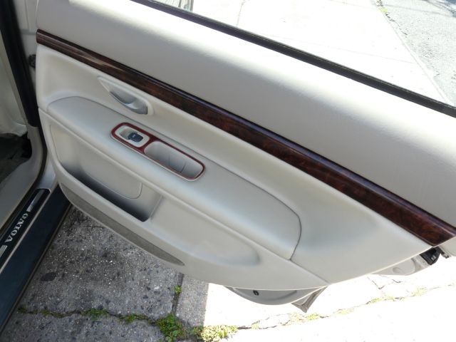 Volvo S80 2002 photo 16