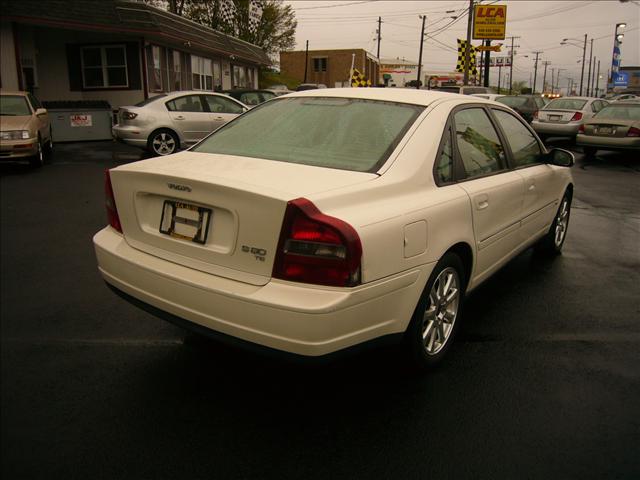 Volvo S80 2003 photo 2