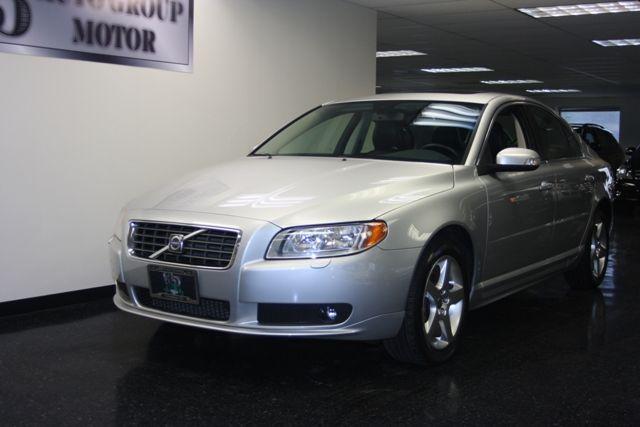 Volvo S80 2008 photo 1