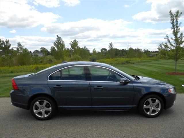 Volvo S80 LE 4x4 SUV Sedan