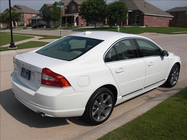 Volvo S80 2010 photo 3