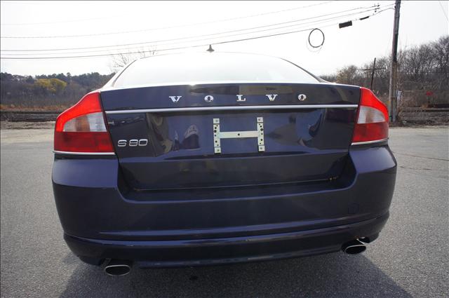 Volvo S80 2011 photo 1