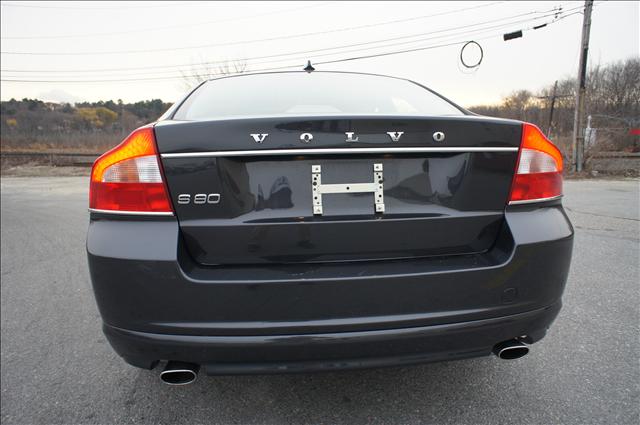 Volvo S80 2011 photo 1