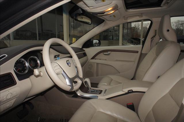 Volvo S80 2011 photo 4