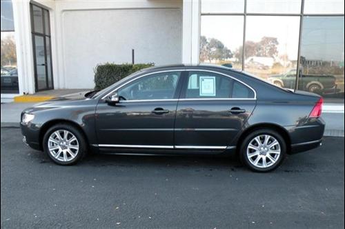 Volvo S80 2011 photo 2