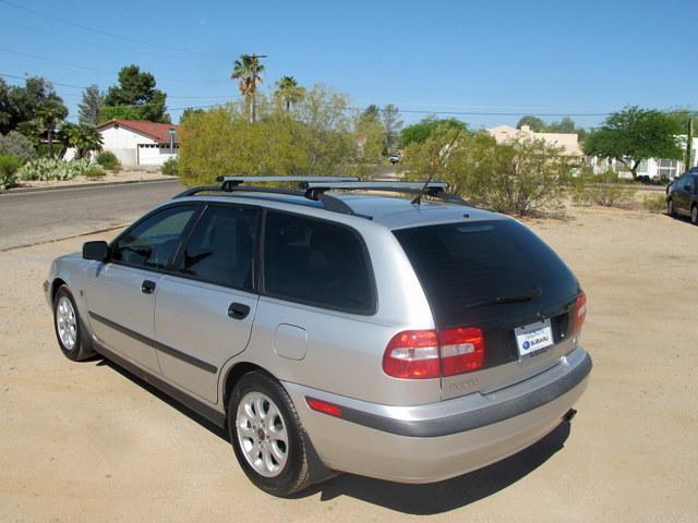 Volvo V40 2002 photo 3