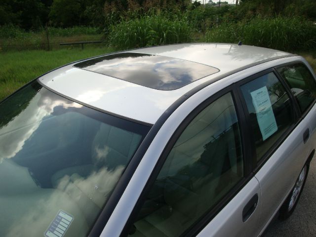 Volvo V40 2004 photo 1