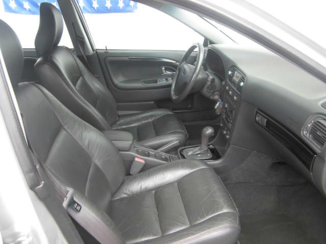 Volvo V40 2004 photo 10