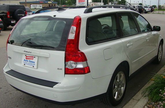 Volvo V50 2006 photo 1