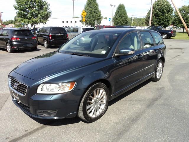 Volvo V50 2010 photo 4