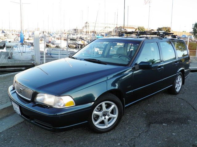 Volvo V70 1998 photo 2