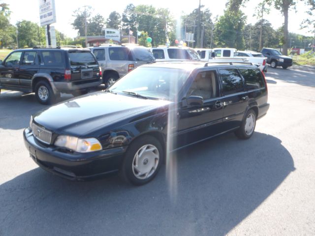 Volvo V70 1998 photo 10