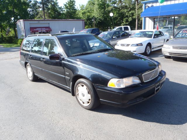 Volvo V70 1998 photo 8