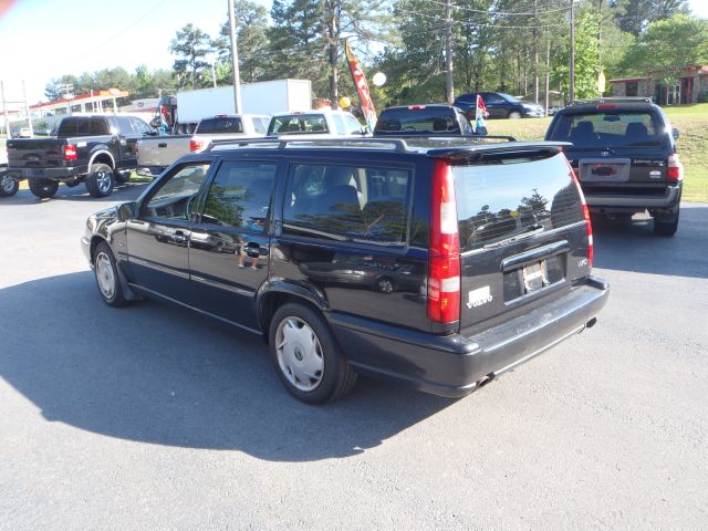 Volvo V70 1998 photo 9