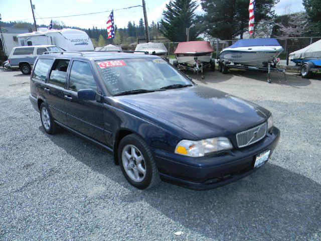 Volvo V70 1998 photo 10