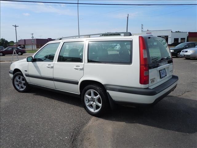 Volvo V70 1998 photo 2