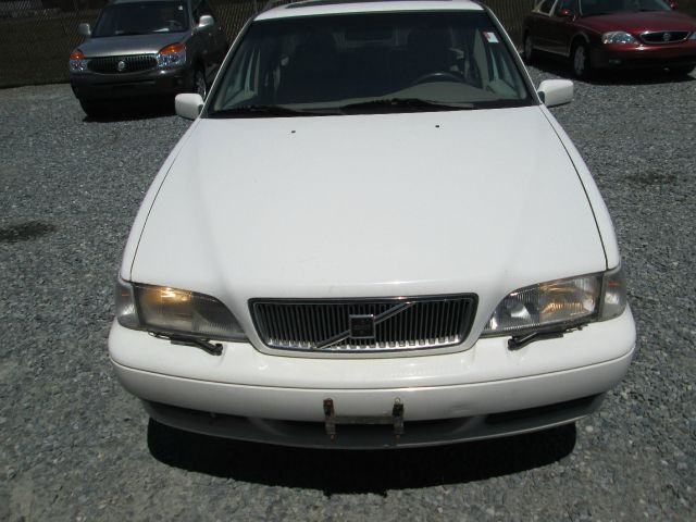 Volvo V70 1998 photo 6