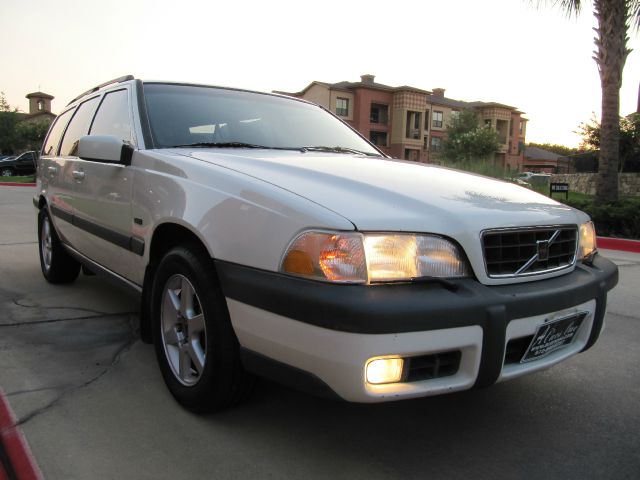 Volvo V70 1998 photo 2