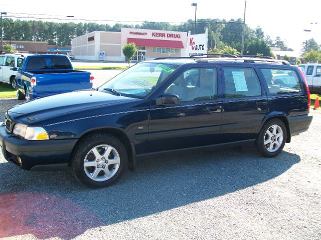 Volvo V70 1999 photo 2