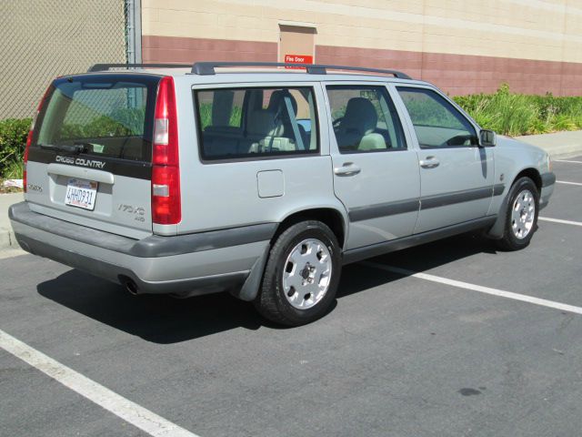 Volvo V70 2000 photo 4