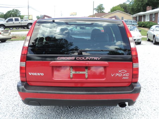 Volvo V70 2000 photo 11