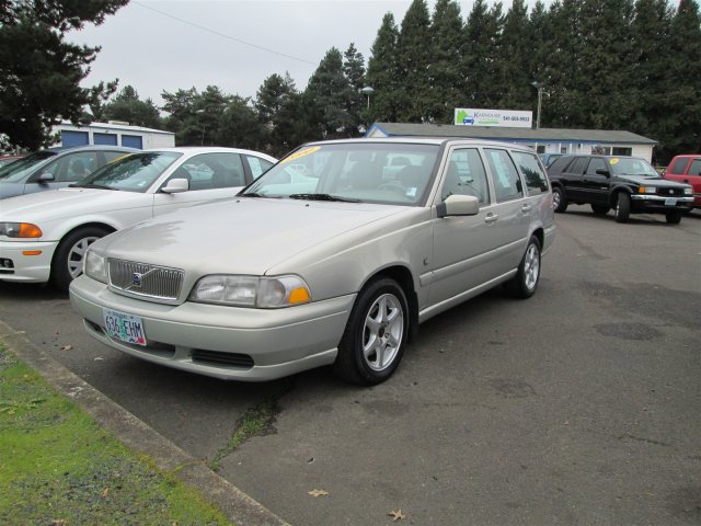 Volvo V70 2000 photo 3