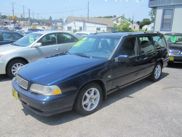 Volvo V70 2000 photo 4