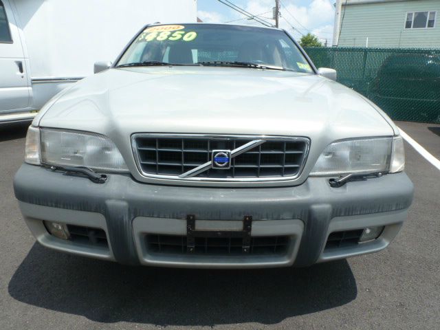 Volvo V70 2000 photo 4