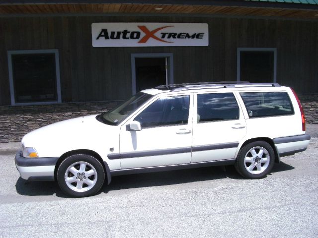 Volvo V70 2000 photo 3