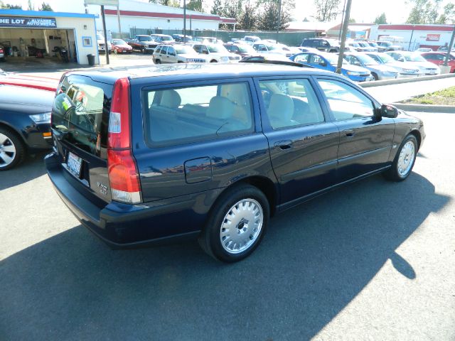 Volvo V70 2001 photo 3