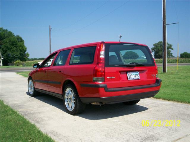 Volvo V70 2001 photo 3