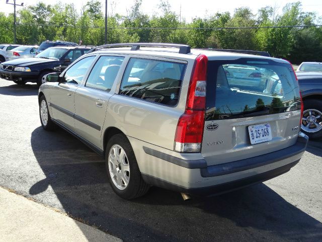 Volvo V70 2001 photo 3