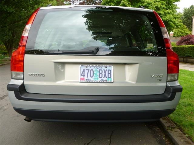 Volvo V70 2001 photo 16