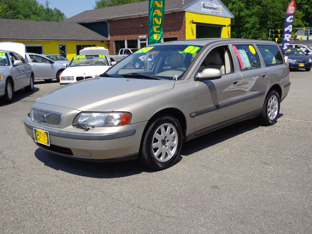 Volvo V70 2001 photo 3