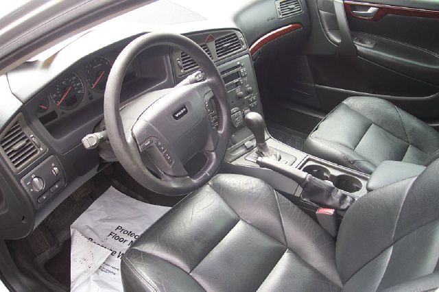 Volvo V70 2001 photo 1