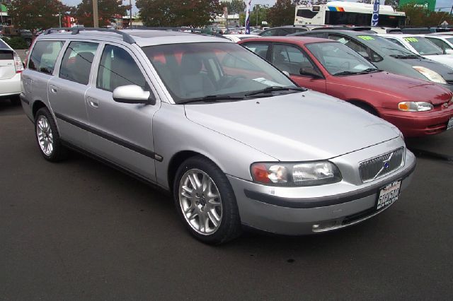 Volvo V70 2001 photo 3