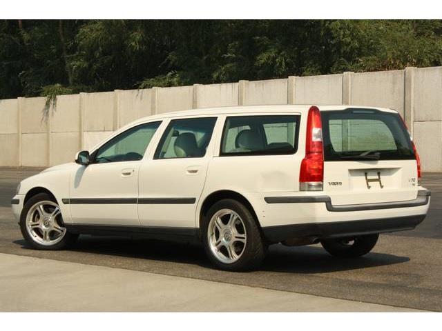 Volvo V70 2001 photo 4