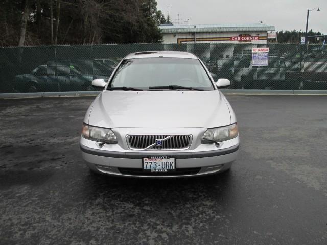 Volvo V70 2002 photo 1