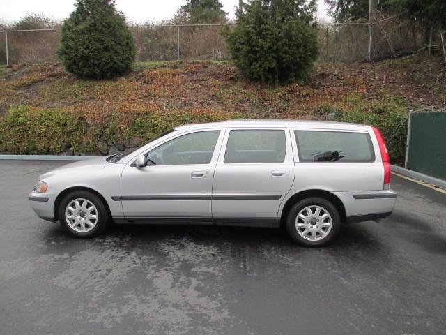 Volvo V70 2002 photo 2