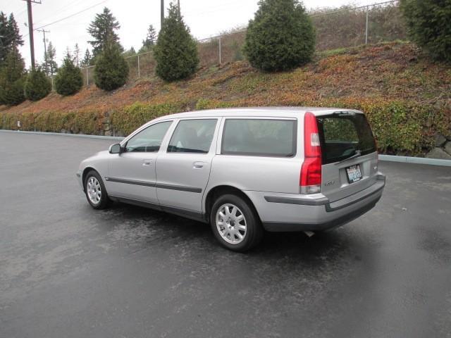 Volvo V70 2002 photo 3