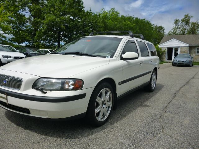 Volvo V70 2002 photo 11