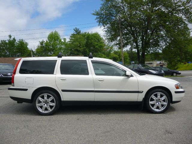 Volvo V70 2002 photo 15